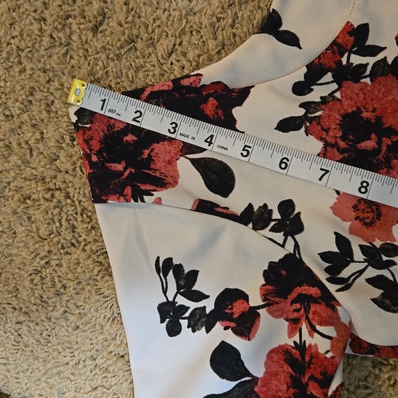 ZINK London size S (Off) White red purple pink floral dress short sleeves - Picture 15 of 15